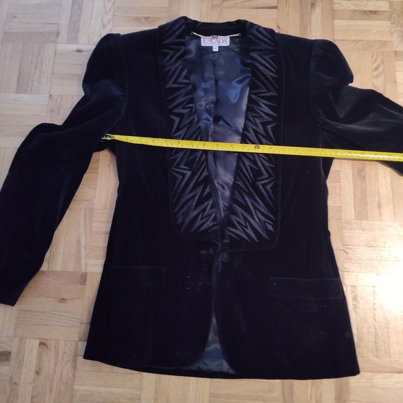 Escada Vintage 80s Velvet Blazer - Sz 38 - Picture 12 of 13